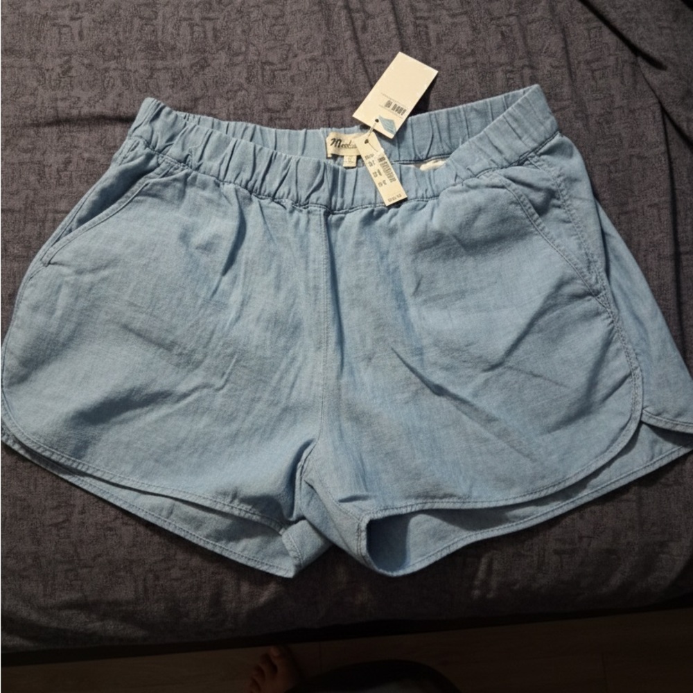 Madewell Women's Athletic Shorts in Light Blue
